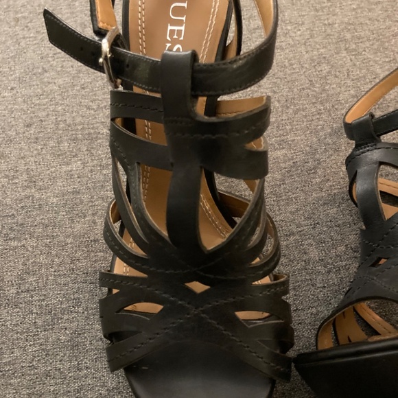 Guess Black sandal - Picture 8 of 8